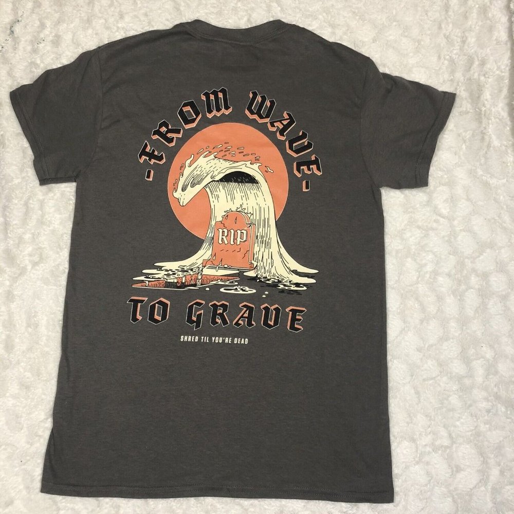 Chomp Surf Wave T-Shirt Size S Gray Short Sleeve From Wave to Grave